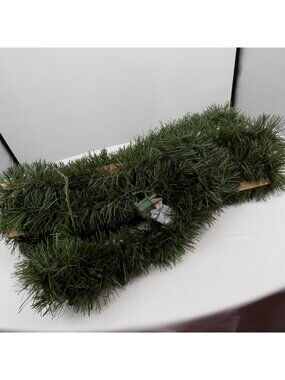 Ashland Pre-Lit Evergreeen Christmas Garland Indoor 12 Feet 50 Lights 120 Volts